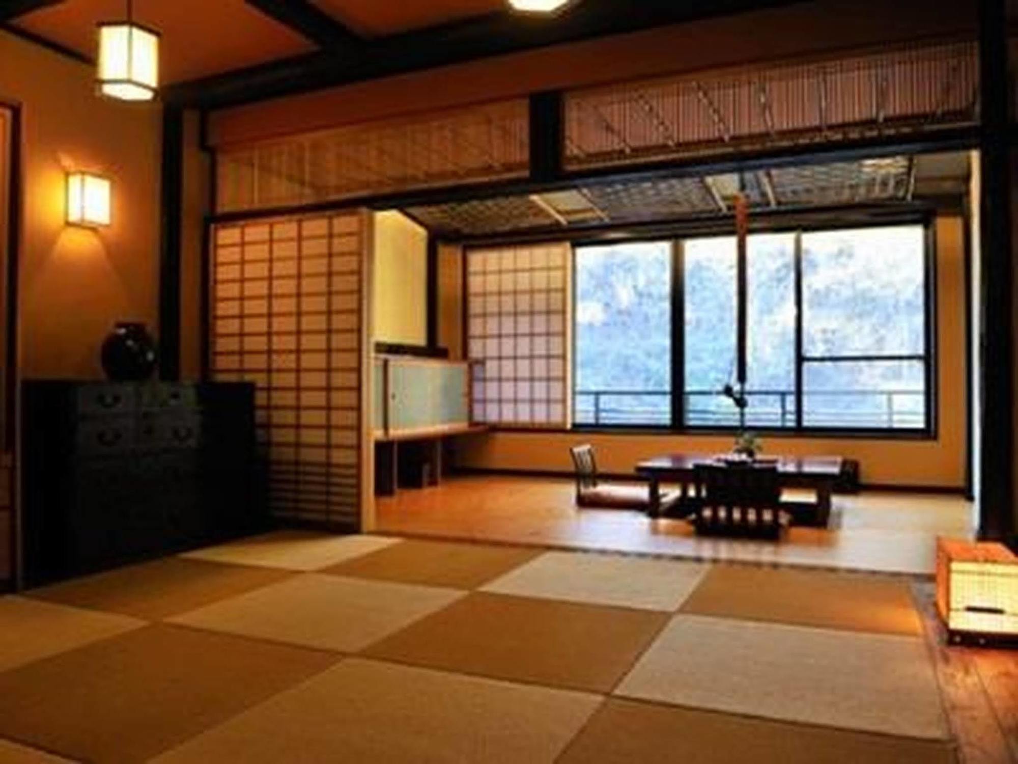 Hatago Higashiagatsuma Eksteriør bilde